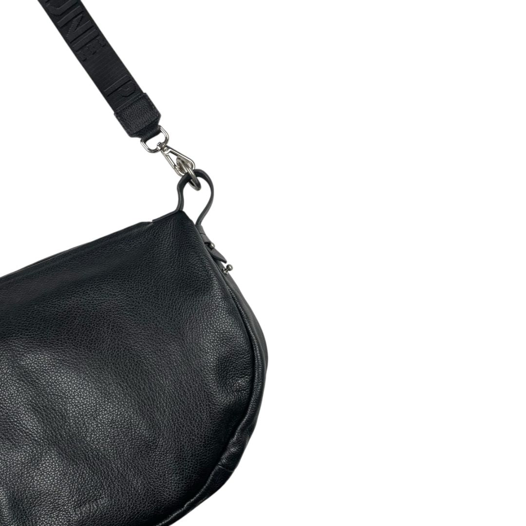 PRUNE Bolso Negro Medida 38cm X 27cm