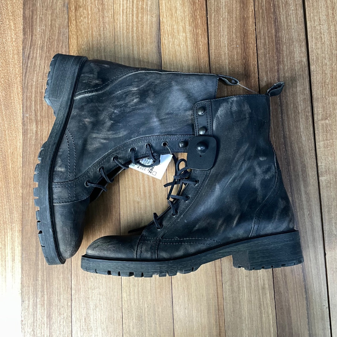 Borcegos  ZARA  Gris Talle 40
