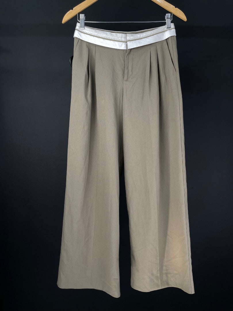 BERSHKA Pantalon Verde Talle 34