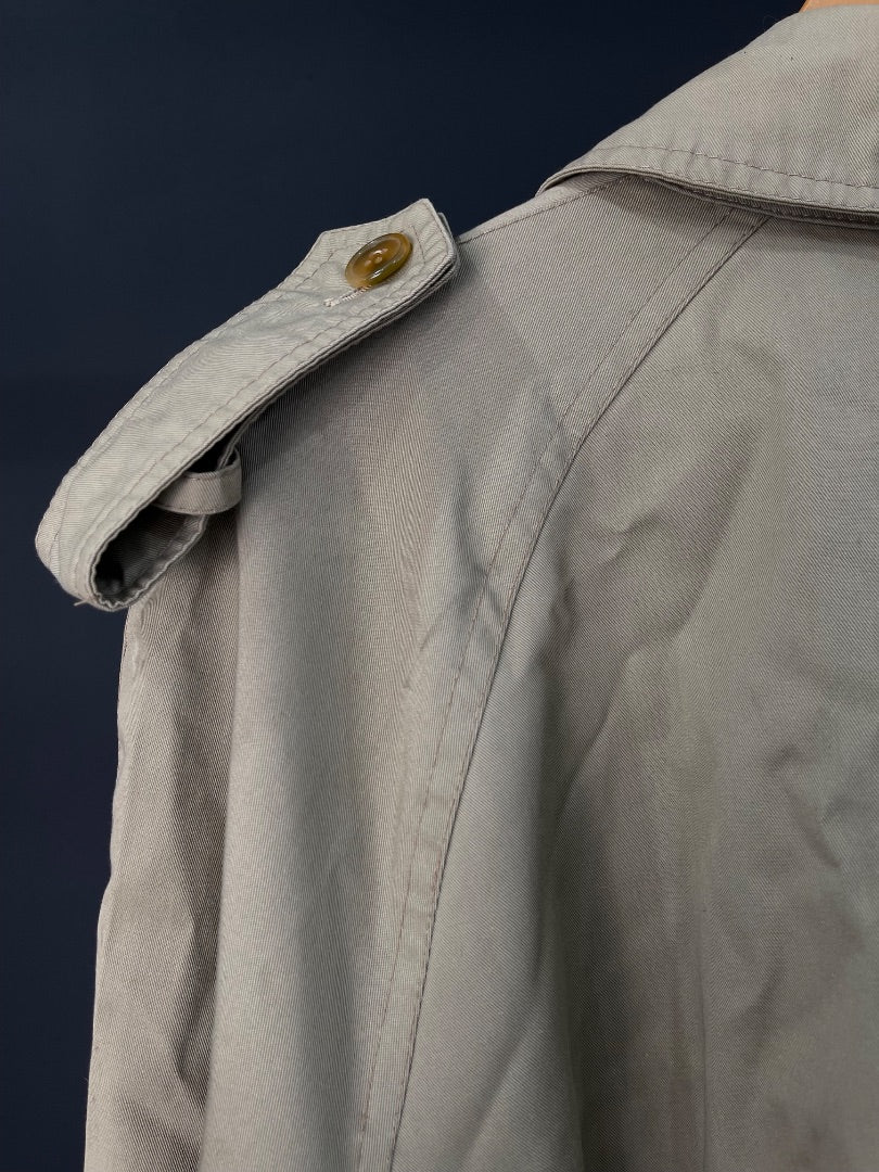 SIN MARCA Impermeable Beige Talle M