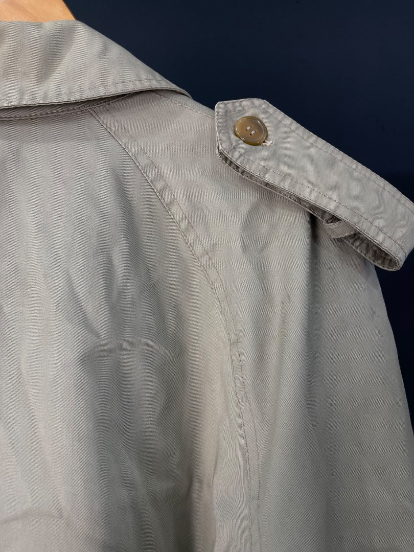 SIN MARCA Impermeable Beige Talle M