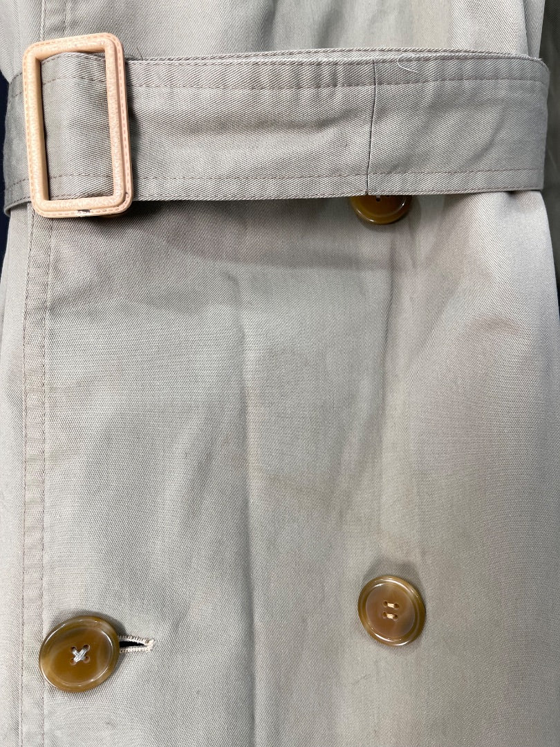 SIN MARCA Impermeable Beige Talle M