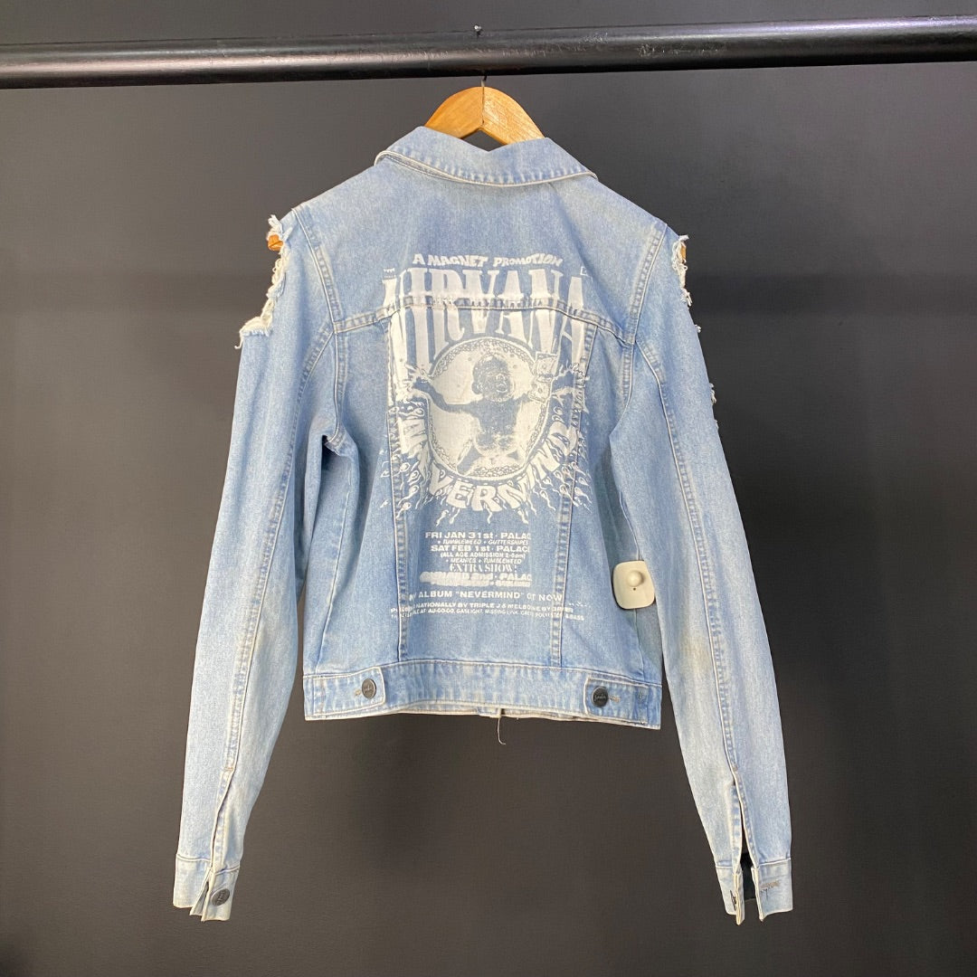 Campera  Frankie  Color Celeste Talle M