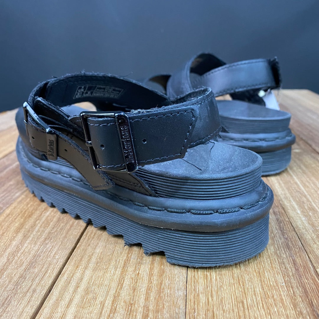 Sandalias  DR MARTENS  Negro Talle 40