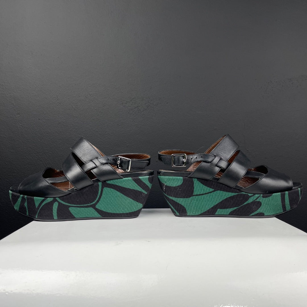 MARNI  Plataformas  Negro  Talle 40