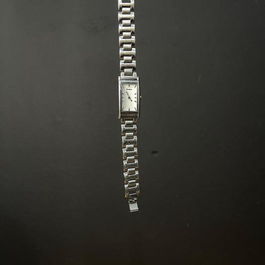 OSH KOSH  Reloj Pulsera  Plateado  Talle Unico