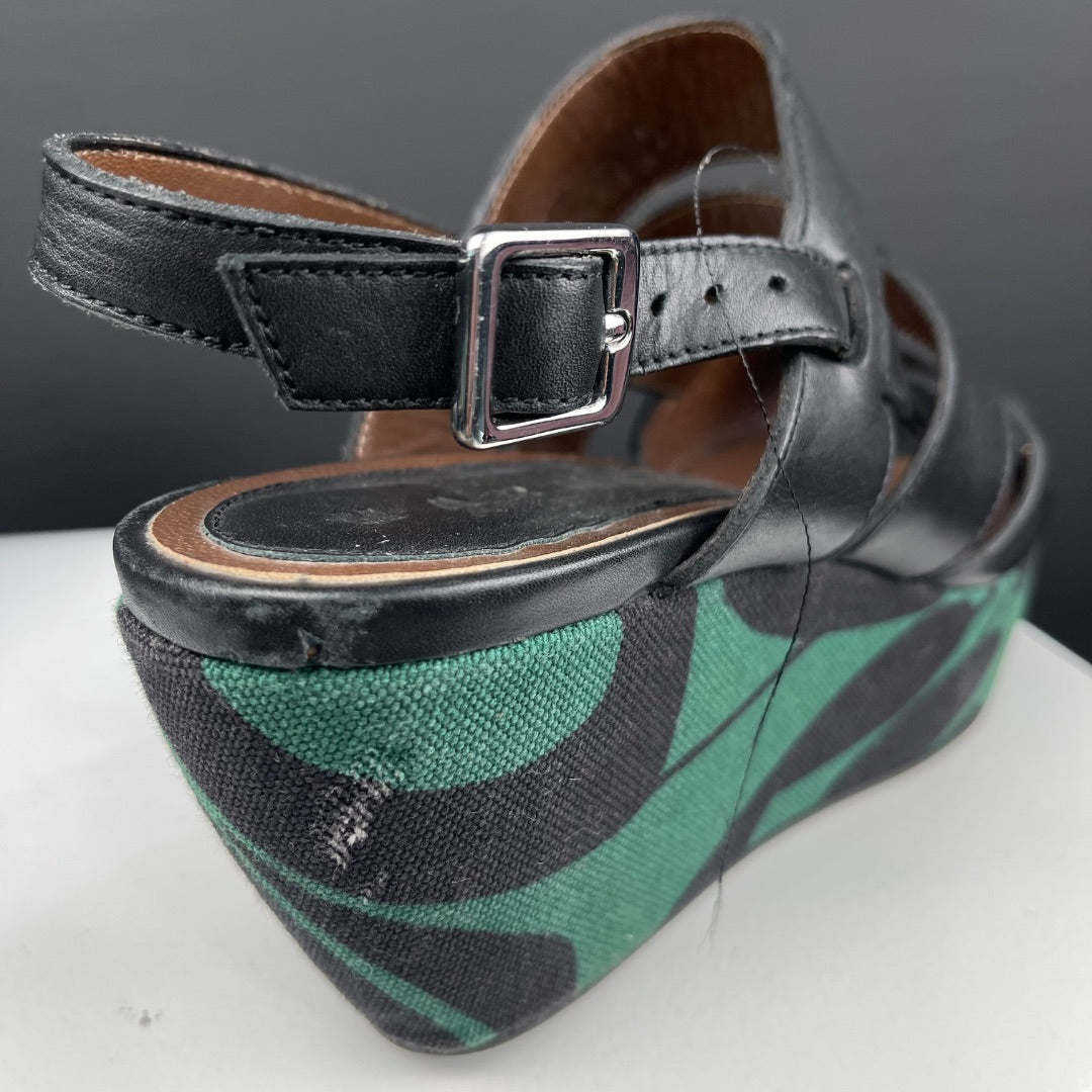 MARNI  Plataformas  Negro  Talle 40
