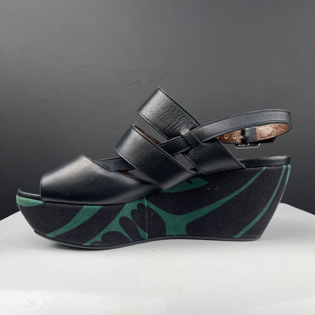 MARNI  Plataformas  Negro  Talle 40