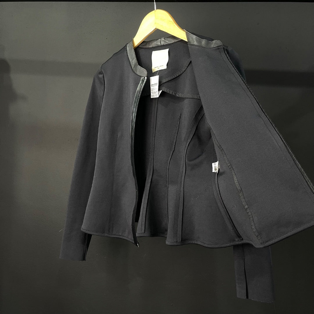 JAZMIN CHEBAR Campera Negro Talle M