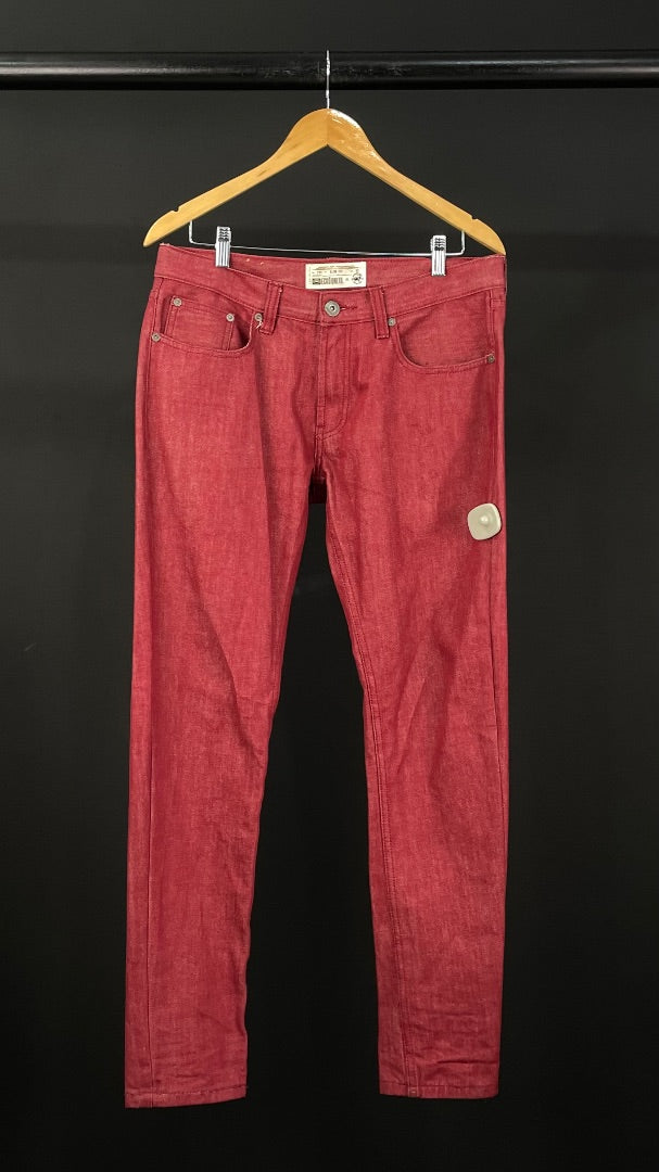 Pantalon Jean  EKCO UNLTD  Color Rojo Talle 32