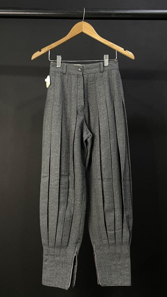 LA CLOCHARDE  Pantalon  Gris  Talle 38
