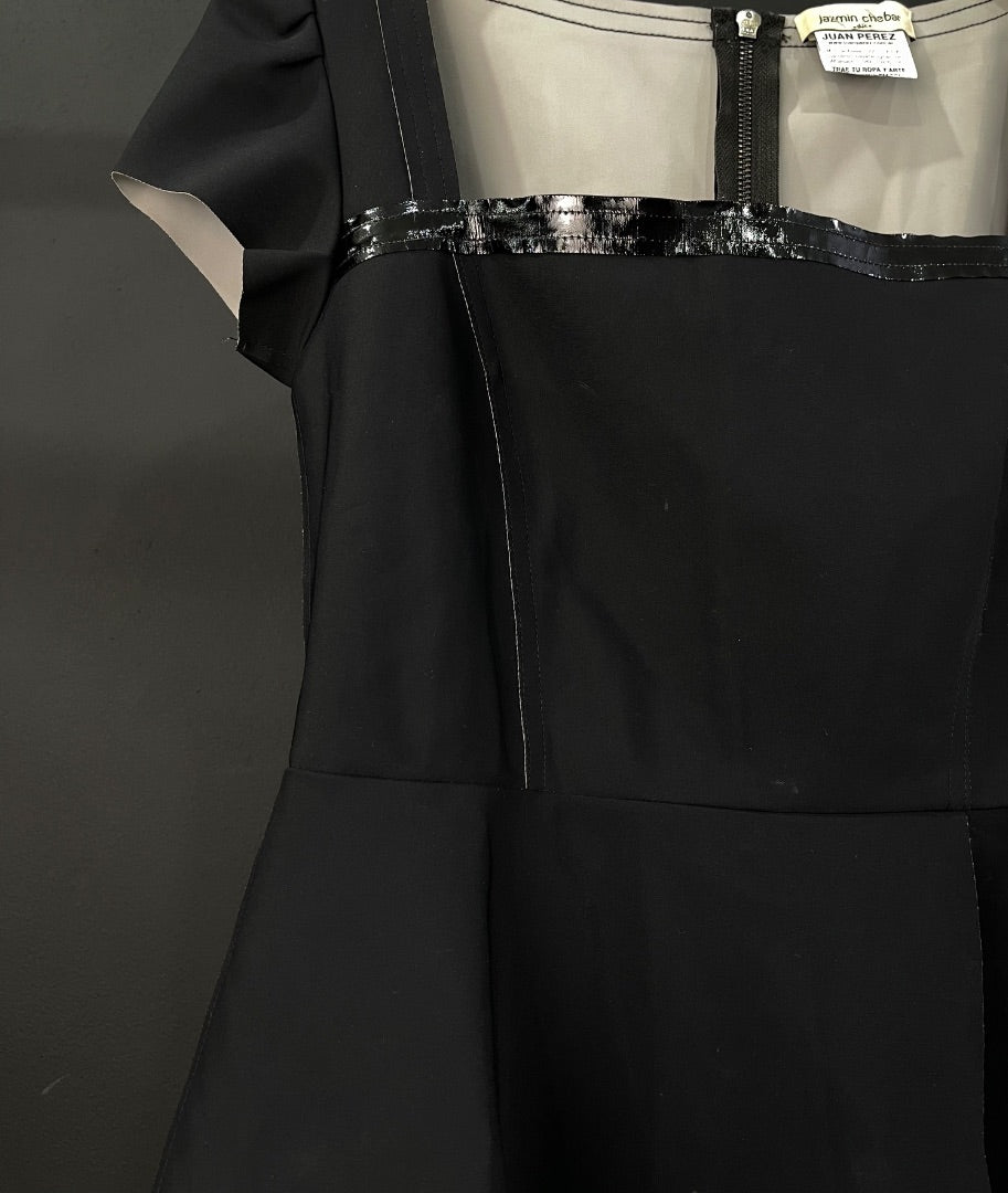 JAZMIN CHEBAR Vestido Manga Corta Negro Talle 3