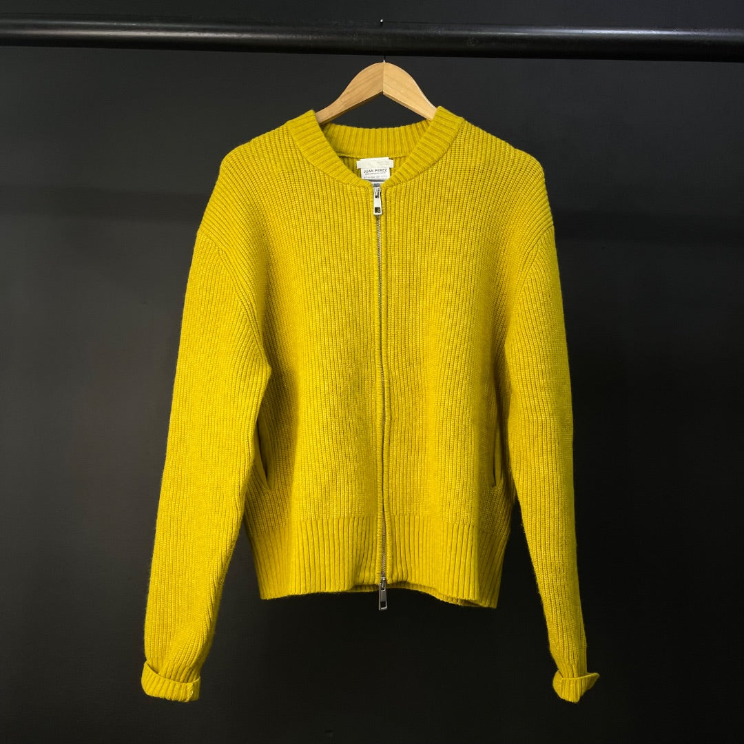 ZARA  Sweater  Mostaza  Talle L