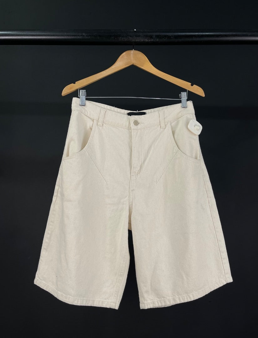 MISHKA Short Bermuda Blanco Talle 1