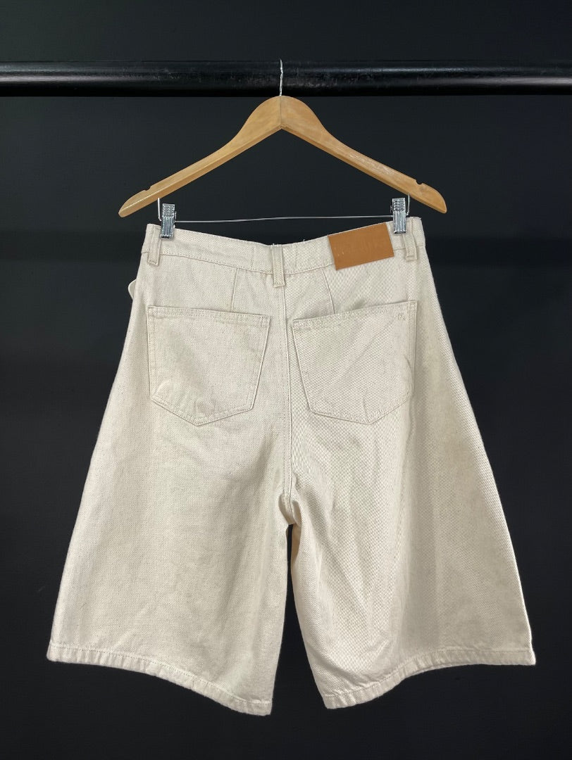 MISHKA Short Bermuda Blanco Talle 1
