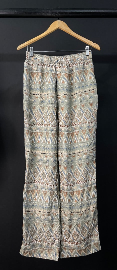 CLUB ROOM Conjunto X2 Pantalon Y Otro Varios  Estampado Talle M