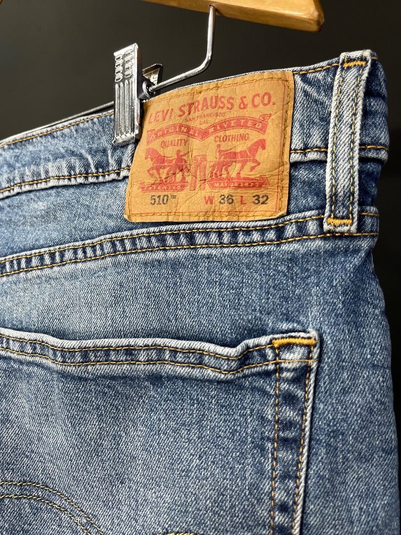 LEVIS Pantalon Jean Celeste Talle 32