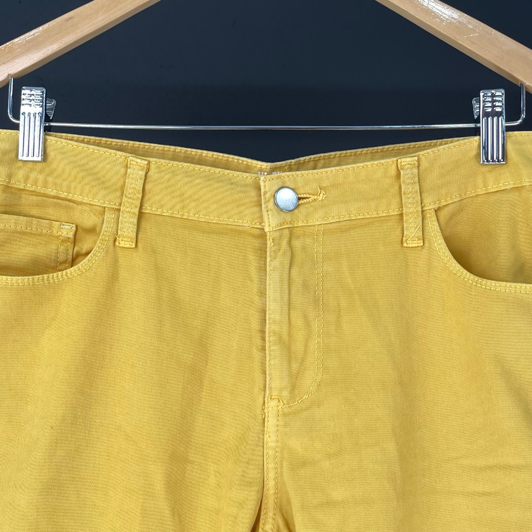 WEEKEND Pantalon Amarillo Talle 30