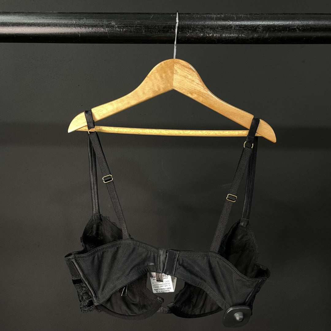 VICTORIA SECRET  Corpiño  Negro  Talle 34D