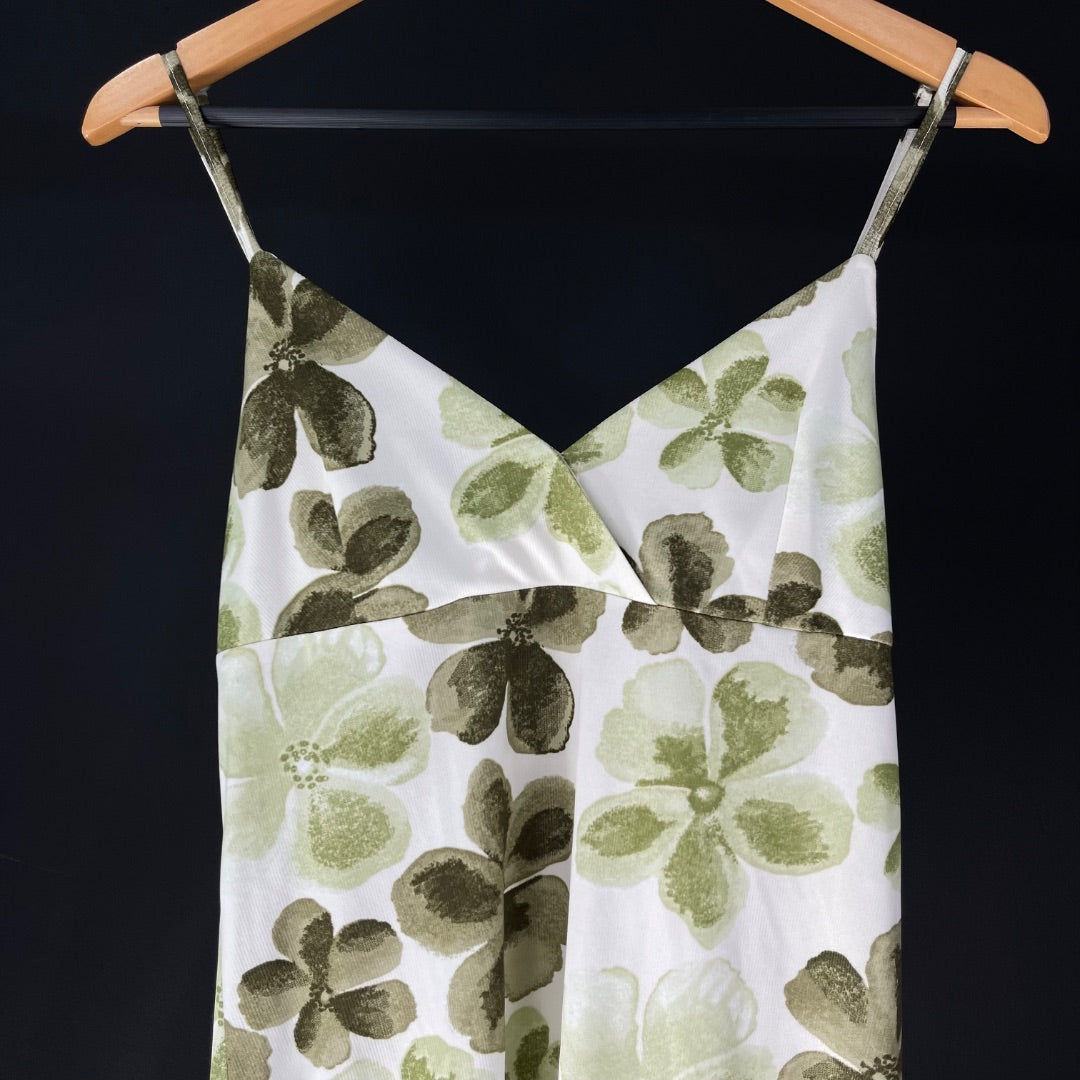 ORIX Vestido Sin Manga Varios Floral Talle 2