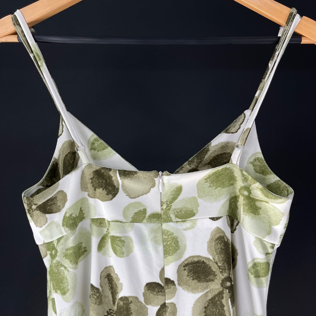 ORIX Vestido Sin Manga Varios Floral Talle 2