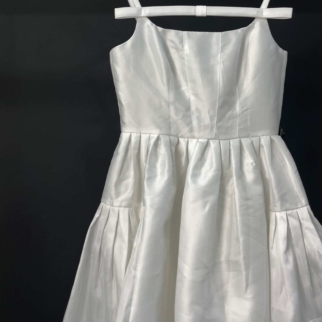 H2B Vestido Sin Manga Blanco Talle M