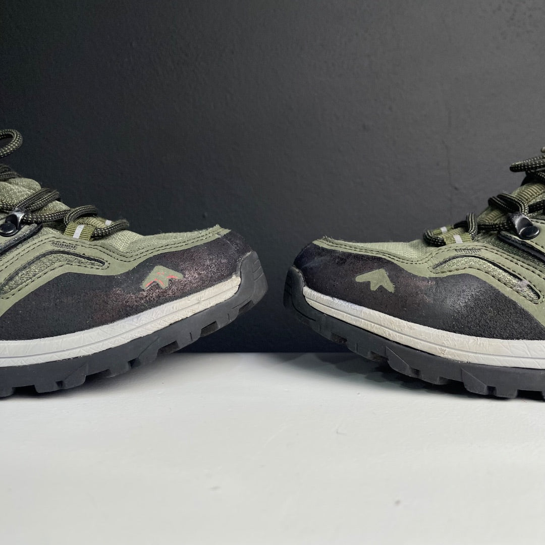 MONTAGNE Zapatillas Verde Talle 40