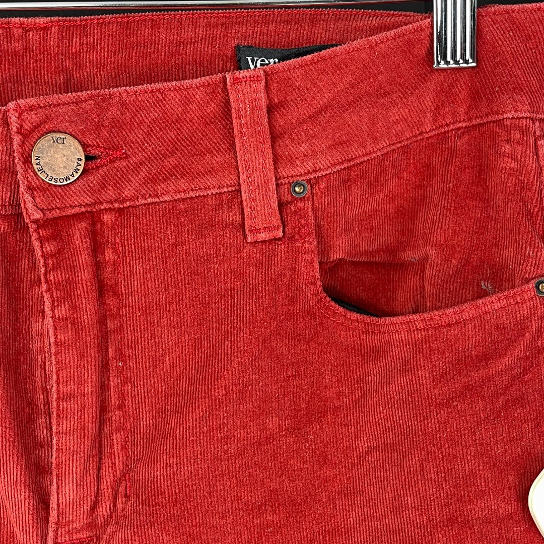 VER Pantalon Rojo Talle 46