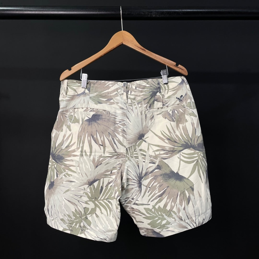 AMERICAN EAGLE  Short Bermuda  Varios  Estampado  Talle 33