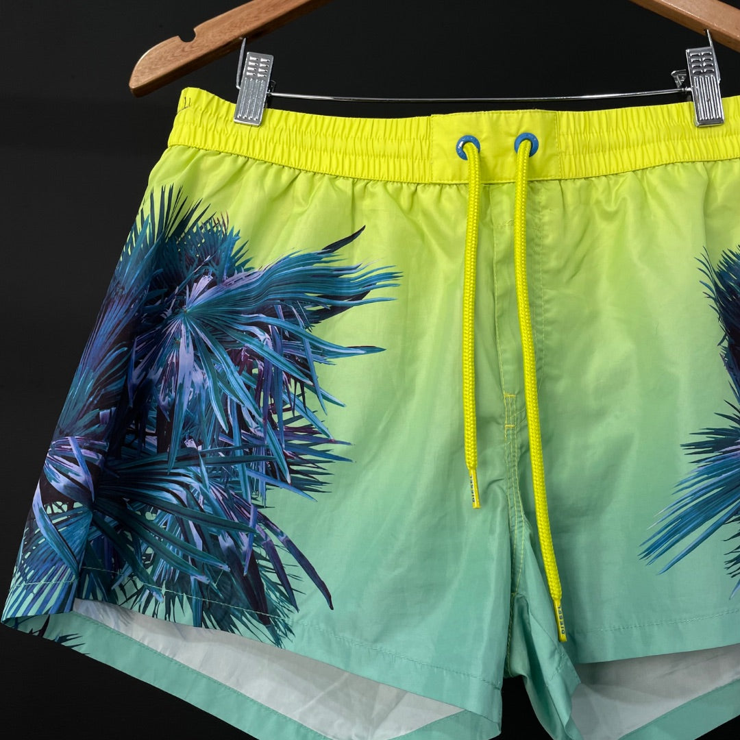 DIESEL  Short  Varios  Estampado  Talle L