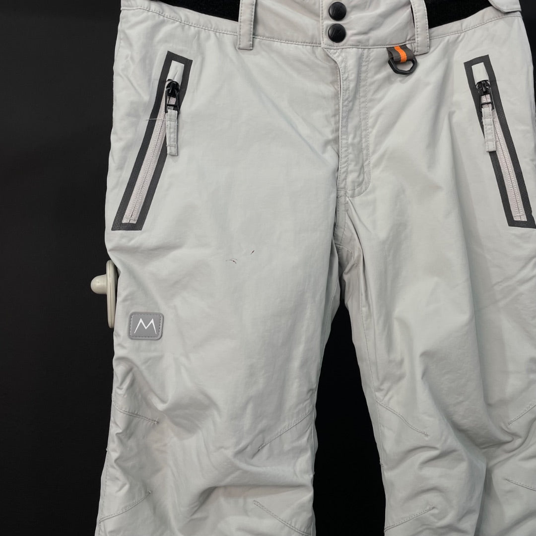 MOUNTAIN AFFAIR  Pantalon  Gris  Talle 6