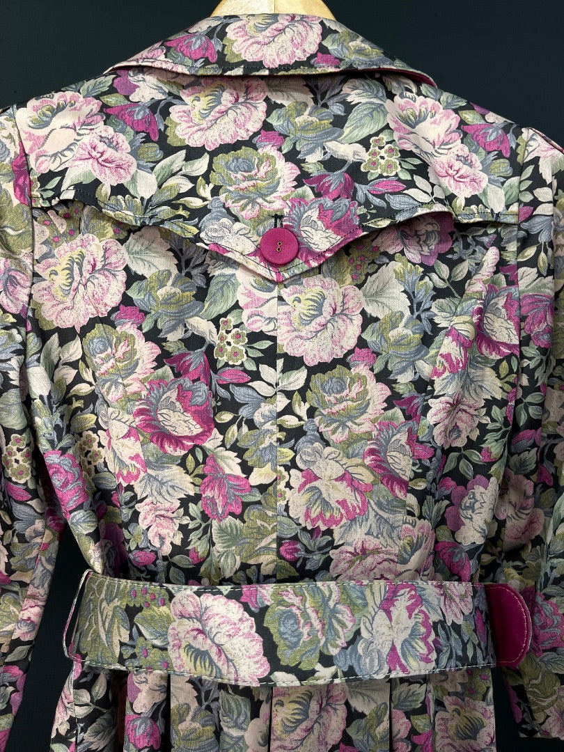FOREVER Campera Varios Floral Talle M
