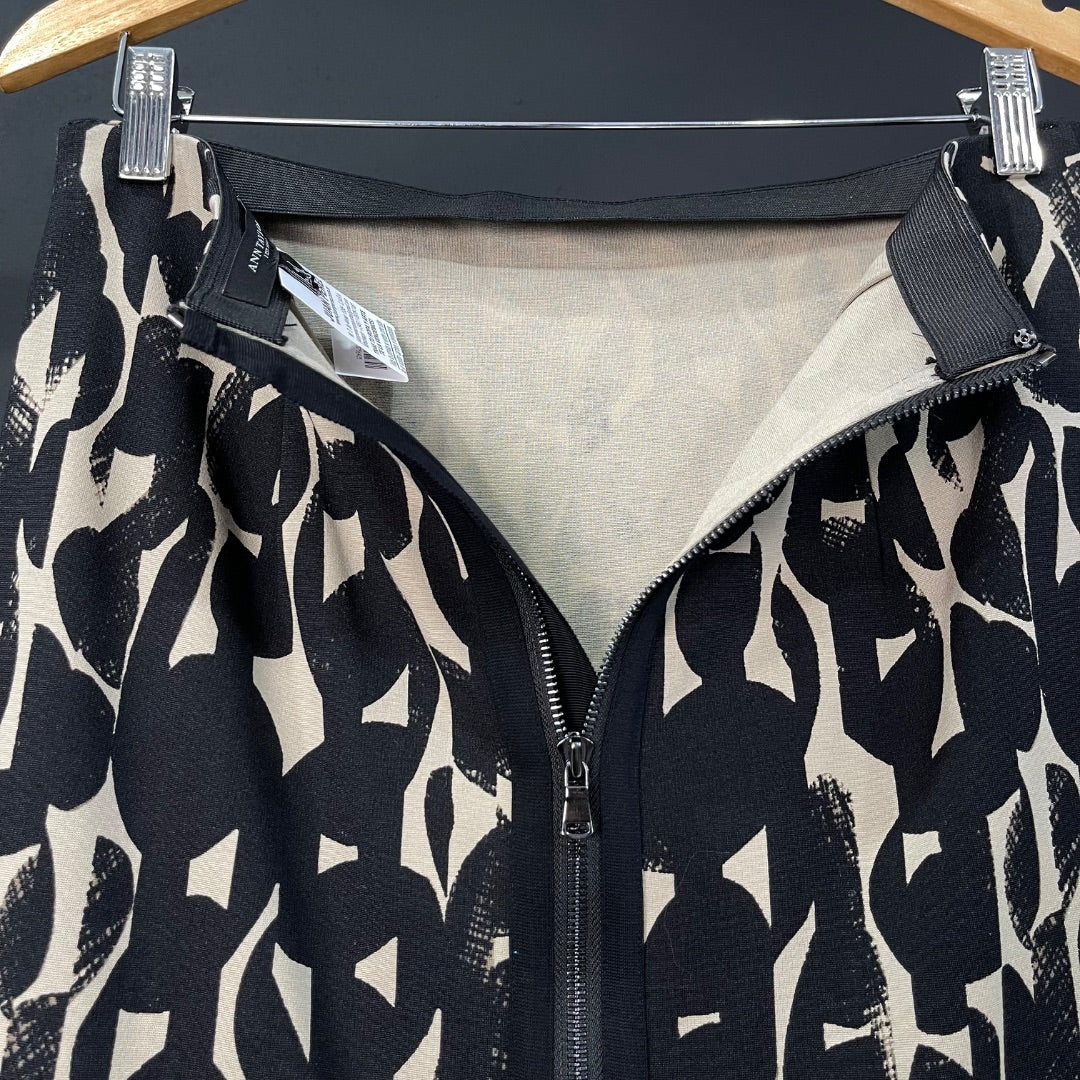 ANN TAYLOR  Pollera Media Pierna  Varios  Estampado  Talle 4