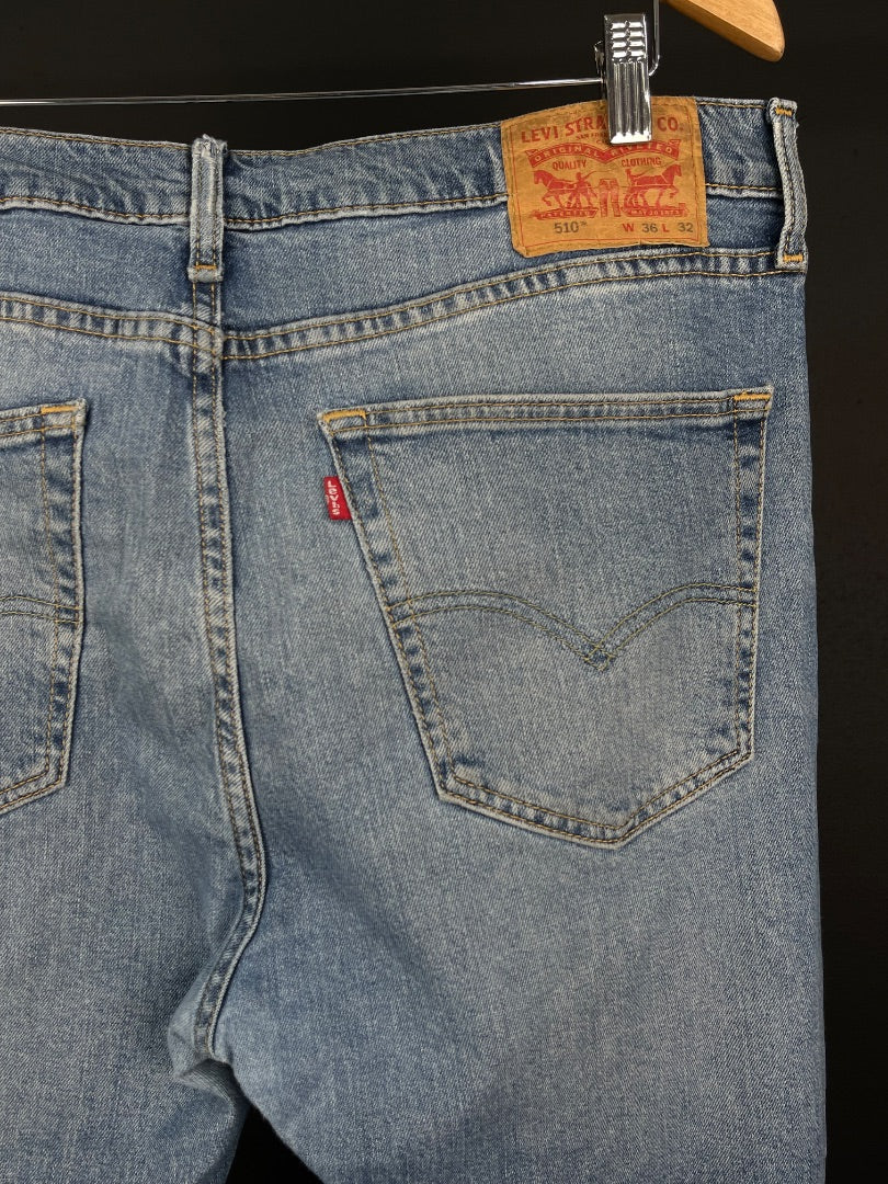 LEVIS Pantalon Celeste Talle 32