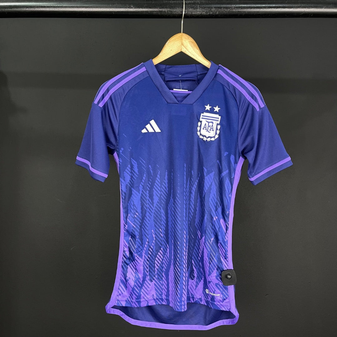 ADIDAS Remera Deportiva Violeta Talle XS