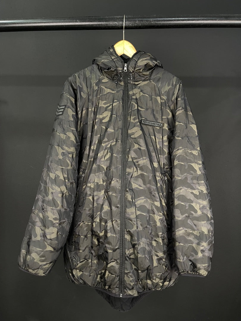 KEVINGSTON Campera Varios  Camuflado Talle XXL