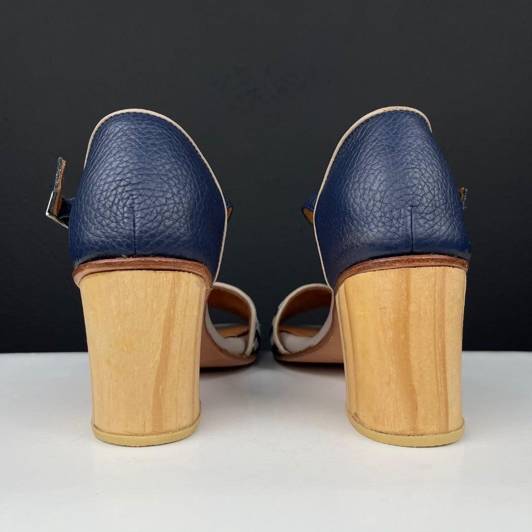 CECILIA FURIAN Sandalias Varios Beige y Azul Talle 37