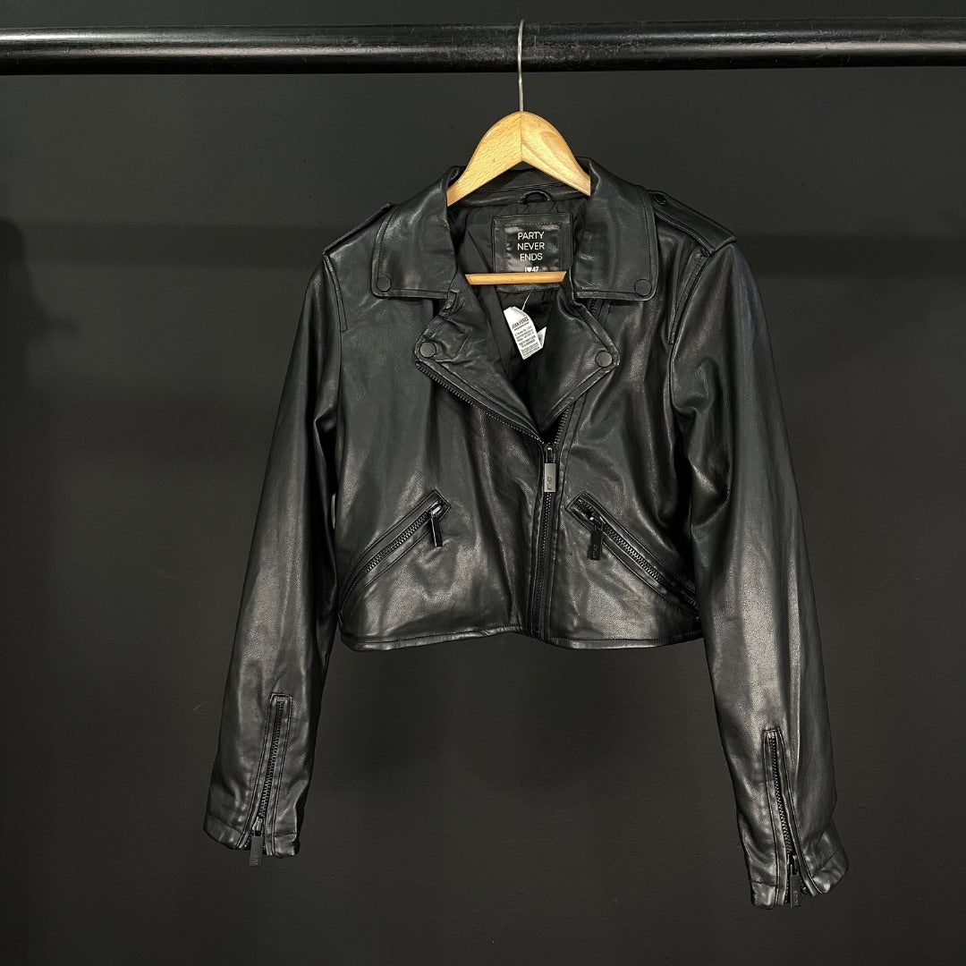 47 STREET Campera Negro Talle 44