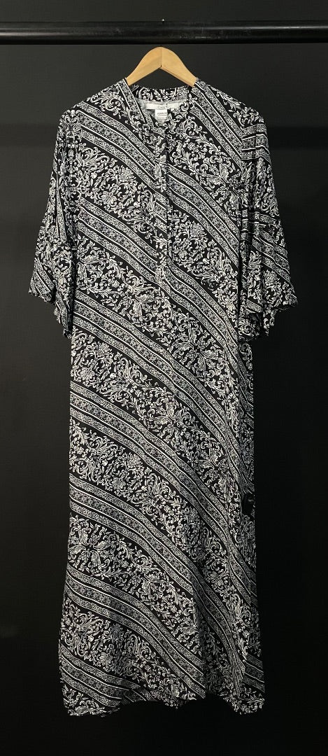 CHER Vestido Varios  Estampado Talle 1