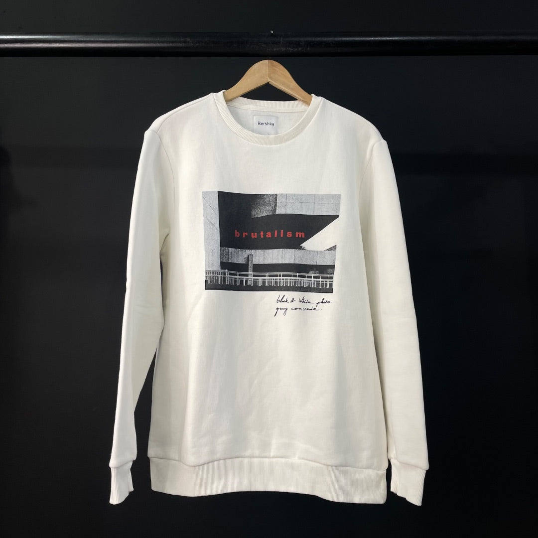 BERSHKA Buzo Beige Talle M