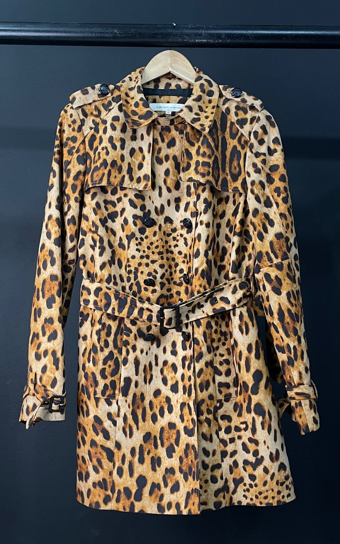 CARMELA ACHAVAL Impermeable Varios  Animal Print Talle 42