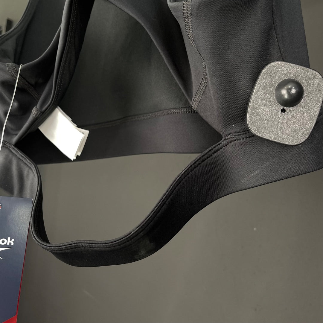 REEBOK Top Deportivo Negro Talle M