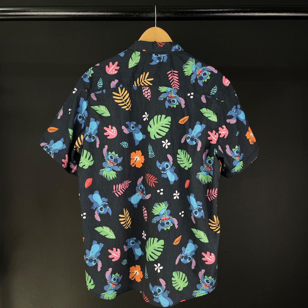 THIS IS FELIZ NAVIDAD Camisa Varios  Estampado Talle XL