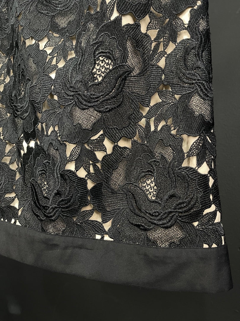 WHITE HOUSE BLACK MARKET  Vestido Sin Manga  Varios Beige Y Negro  Talle 2