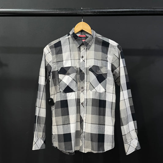BILLABONG  Camisa Manga Larga  Color Varios Cuadros Blanco Y Negro  Talle 14