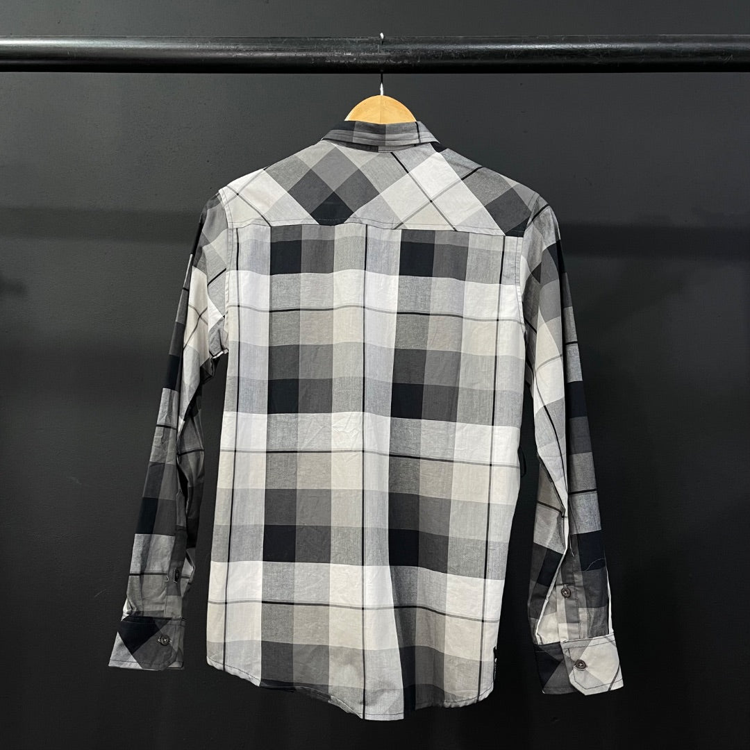 BILLABONG  Camisa Manga Larga  Color Varios Cuadros Blanco Y Negro  Talle 14