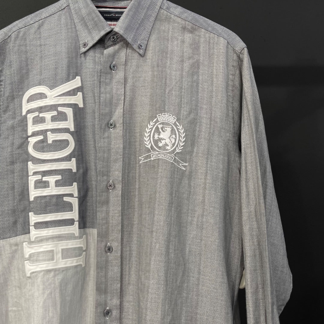 TOMMY HILFIGER  Camisa Manga Larga  Gris  Talle M