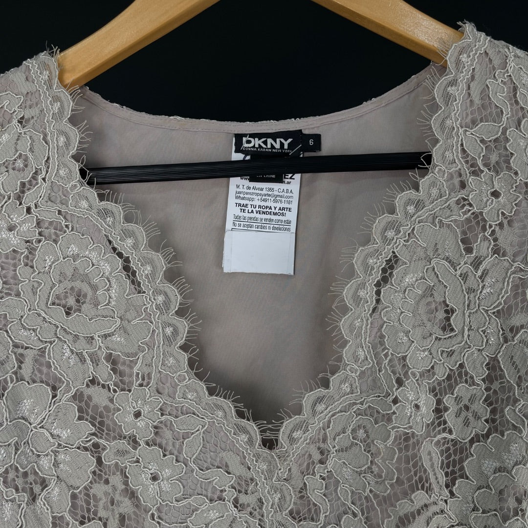 DKNY Vestido Color Peltre Talle 6