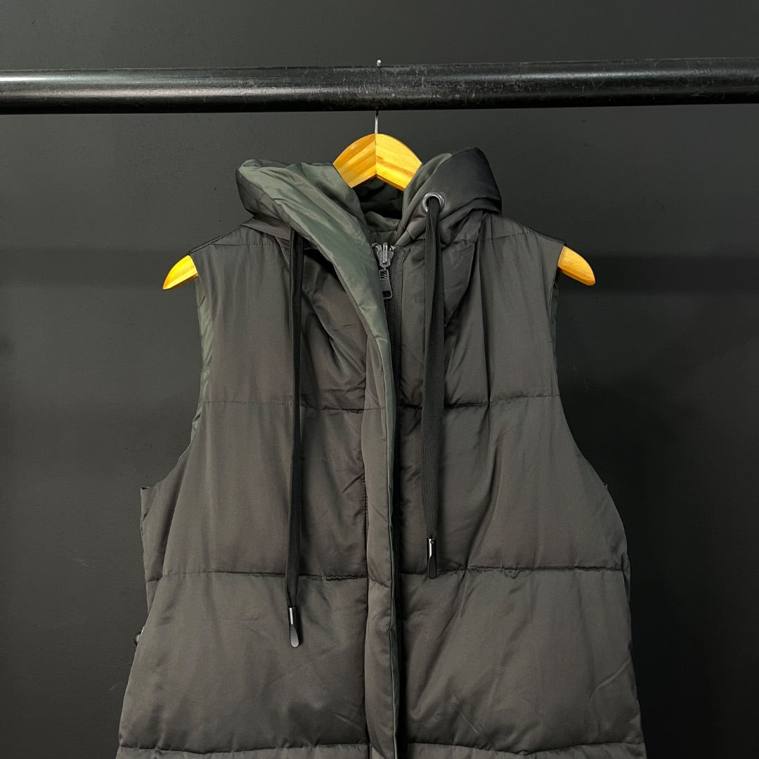 ZARA Chaleco Largo Negro Talle M