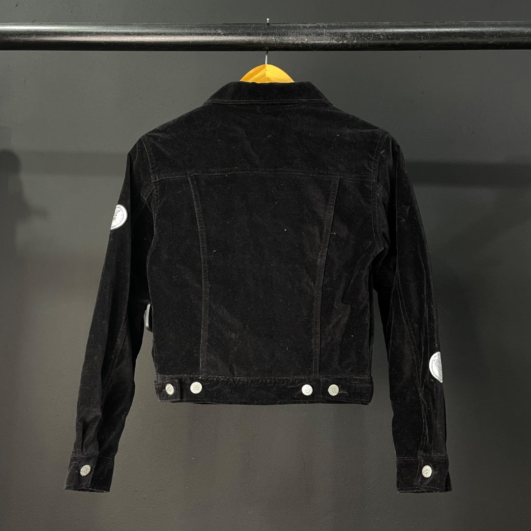 OSSIRA Campera Negro Talle S
